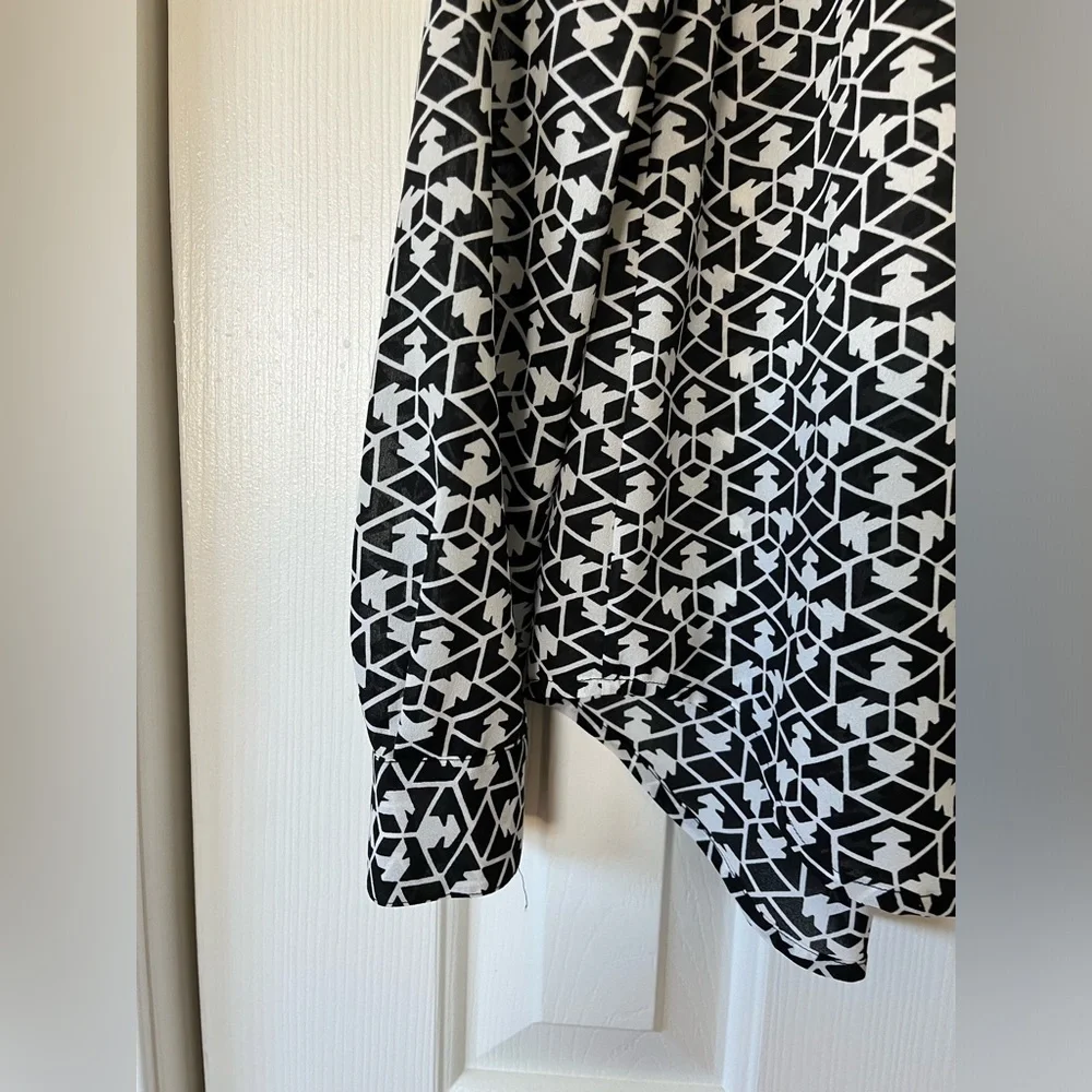 J. Crew size XS black and white sheer 5 button popover blouse